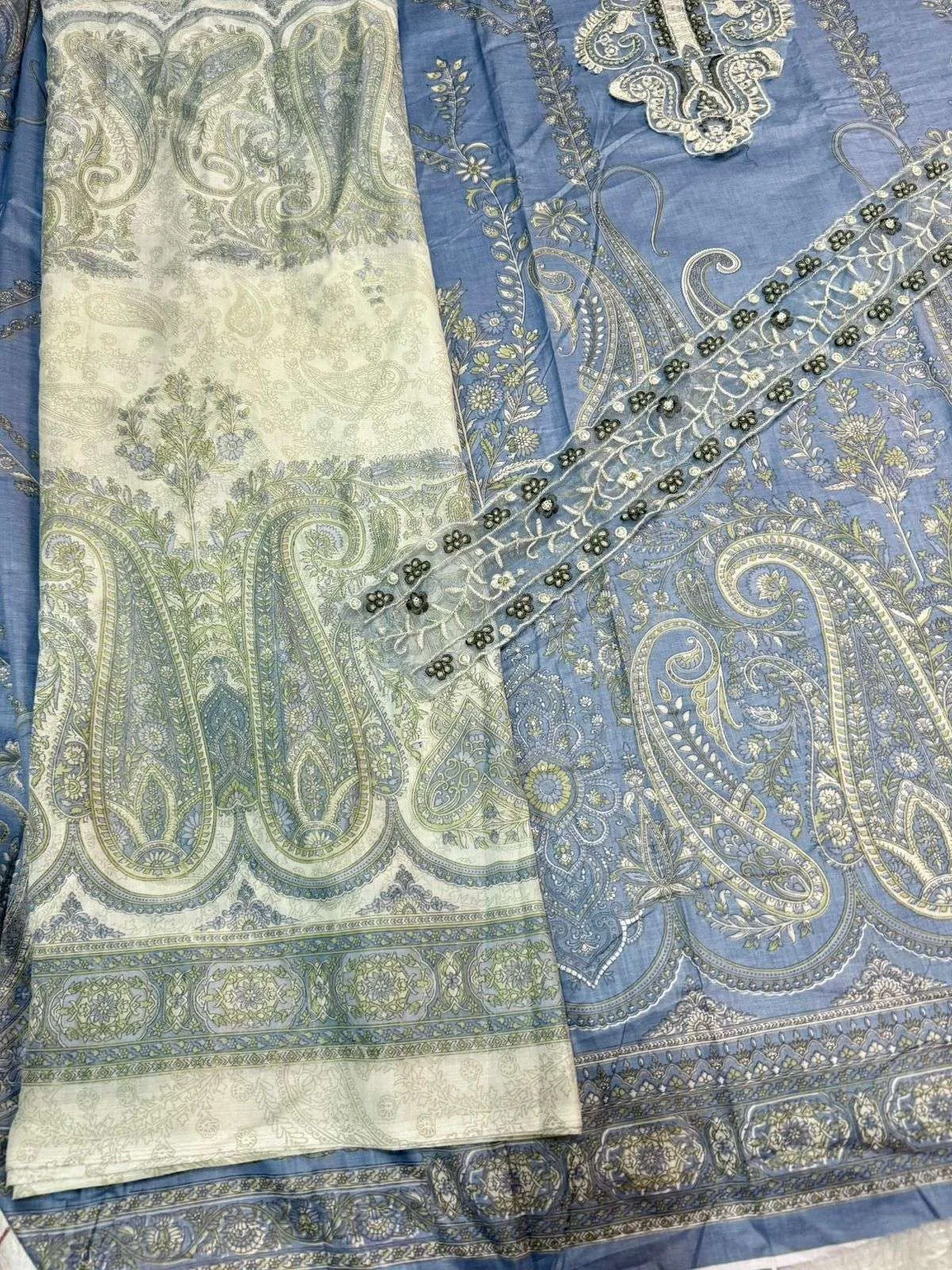 Mehboob Tex Design No – 1688 Ab