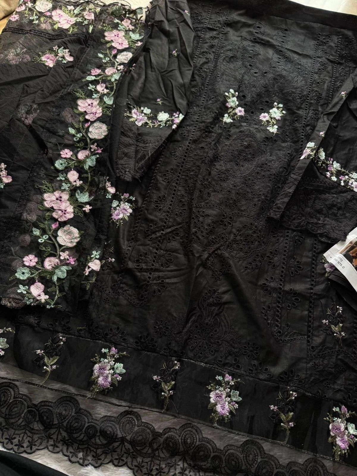 Mehboob Tex Mehboob Tex Design No – 1675 De