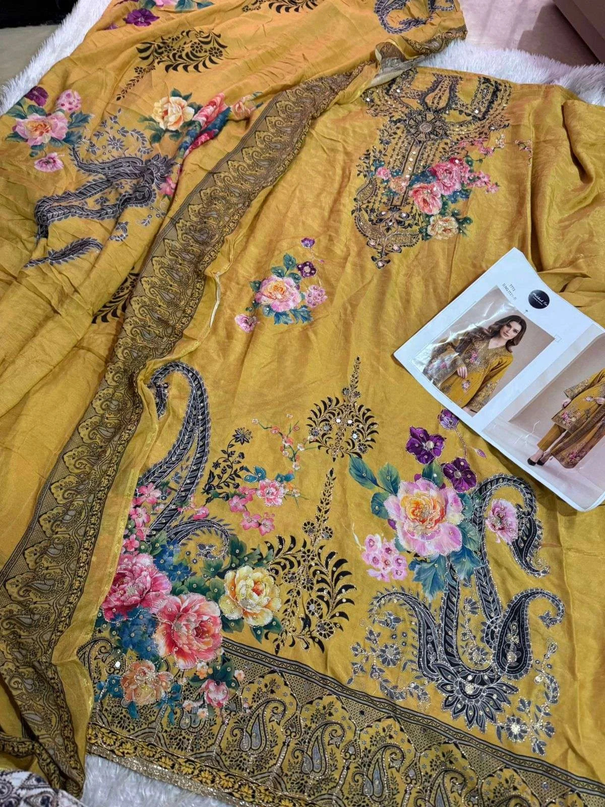 Mehboob Tex Mehboob Tex Design No – 1723