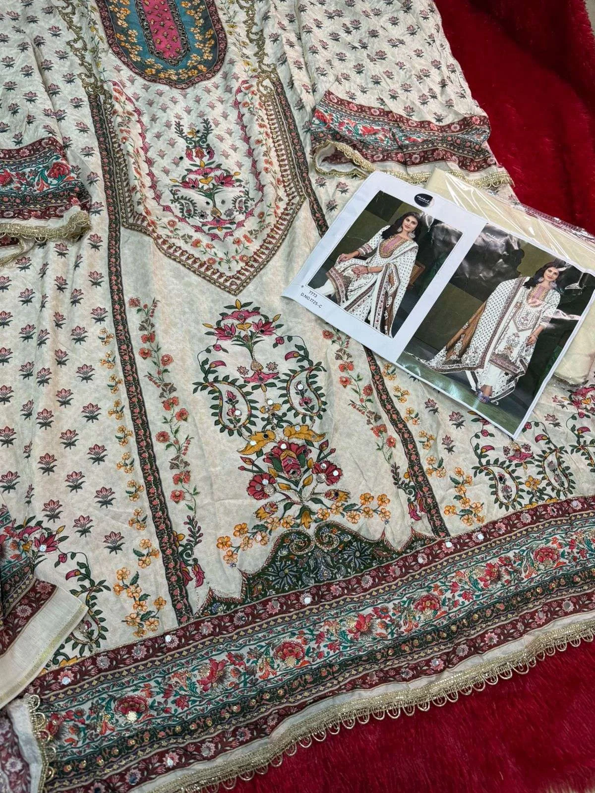 Mehboob Tex Mehboob Tex Design No – 1725 Abcd