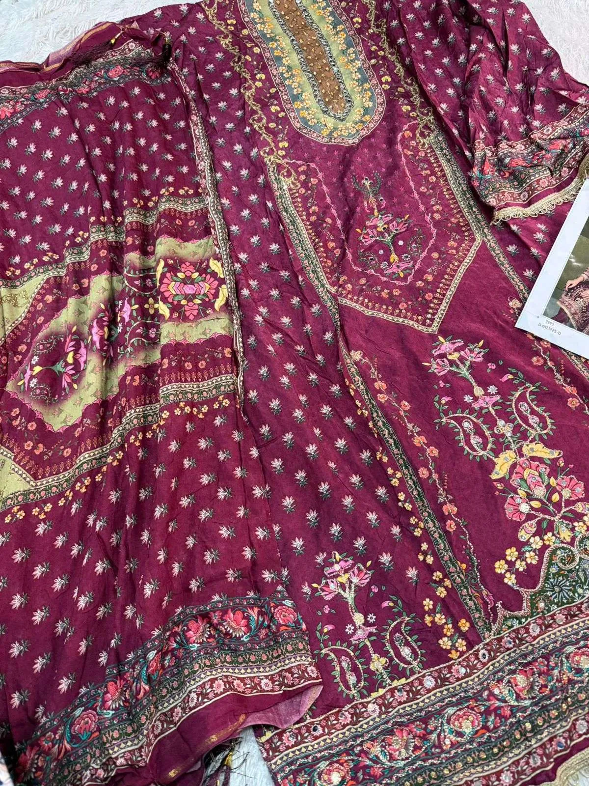 Mehboob Tex Mehboob Tex Design No – 1725 Abcd