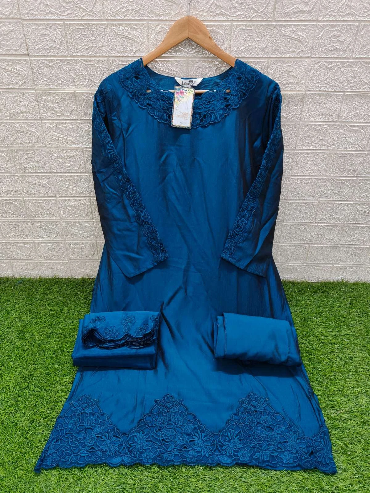 Laxuria Trendz D No 1513