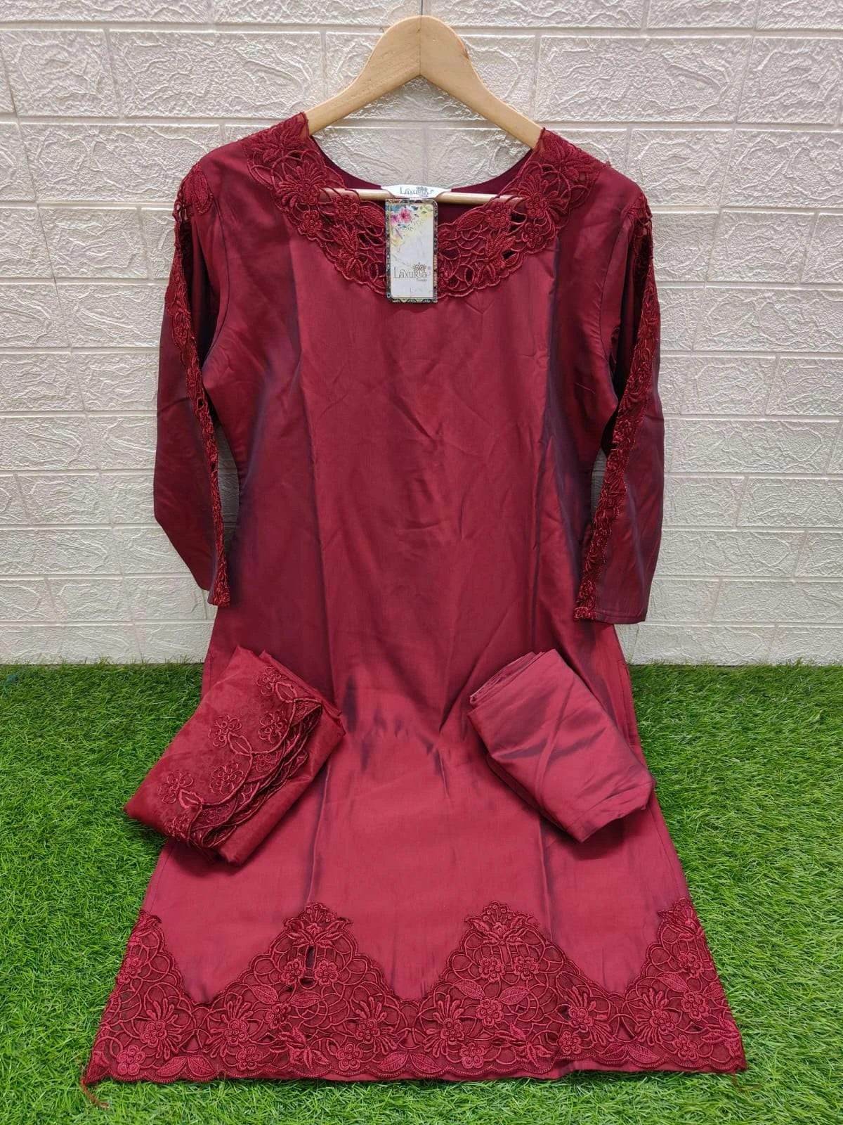 Laxuria Trendz D No 1513