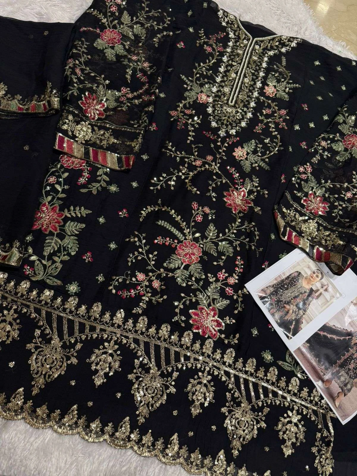 Mehboob Tex Design No - 1828 - Image 9