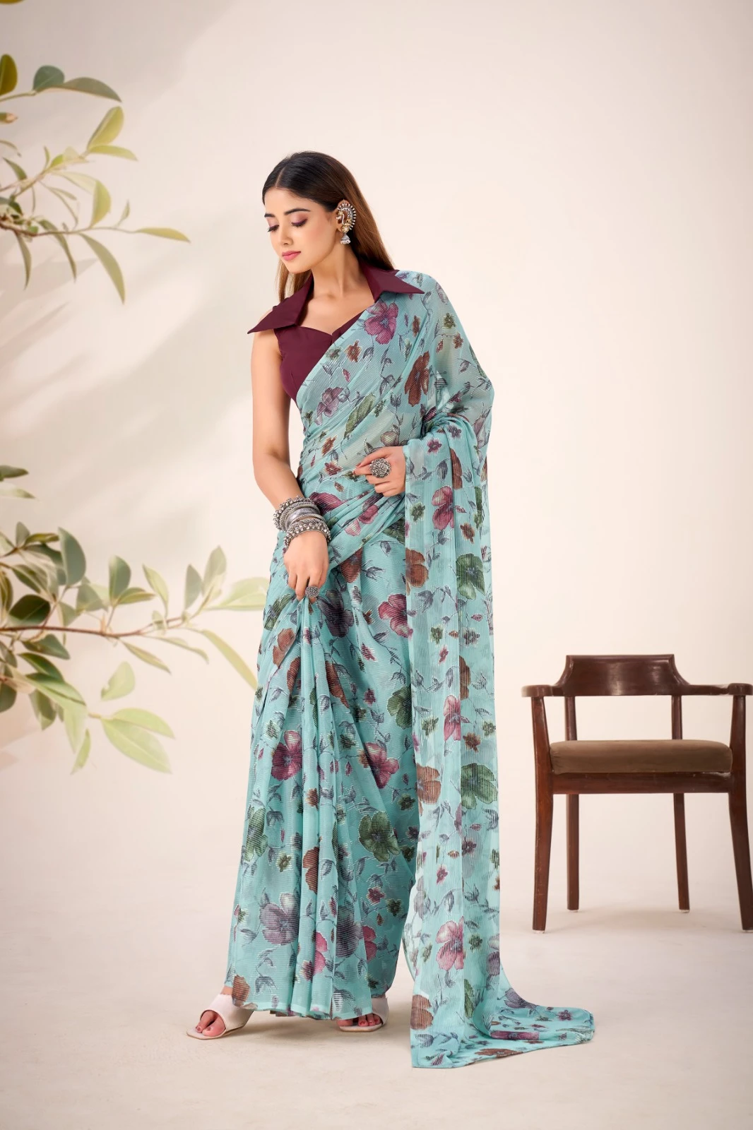 Taraa L 7051 Lurex Brasso Floral Viscose Fancy Saree Collection - Image 4