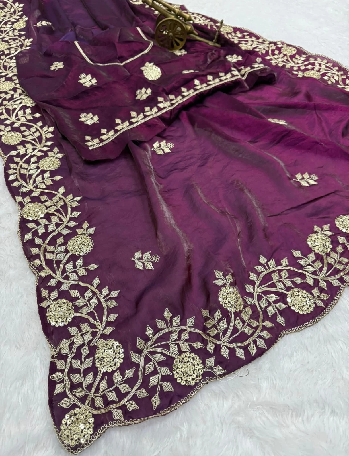 Vt 6083 T Fandy Satin Embroidery Worked Premium Saree Collection - Image 11