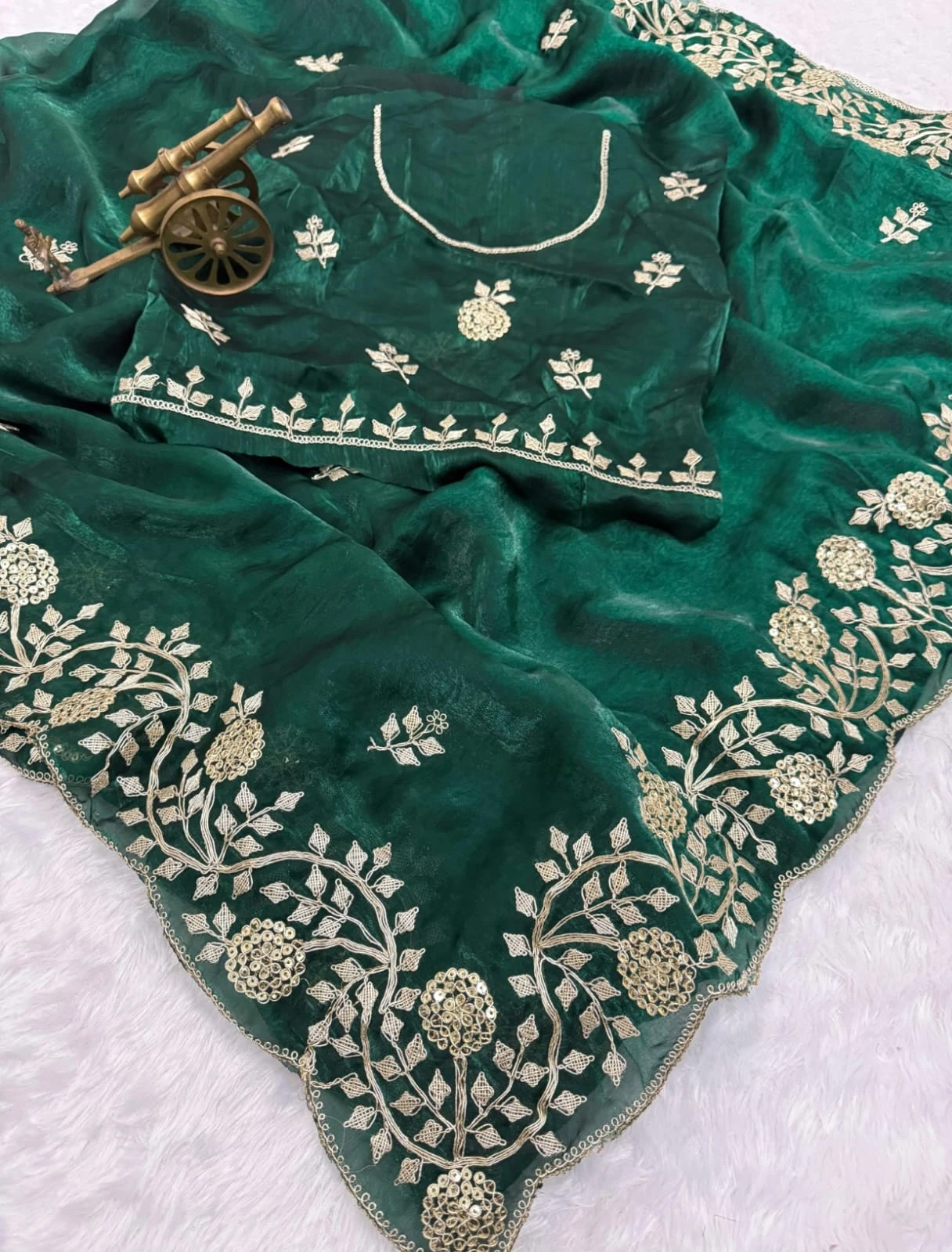 Vt 6083 T Fandy Satin Embroidery Worked Premium Saree Collection - Image 14