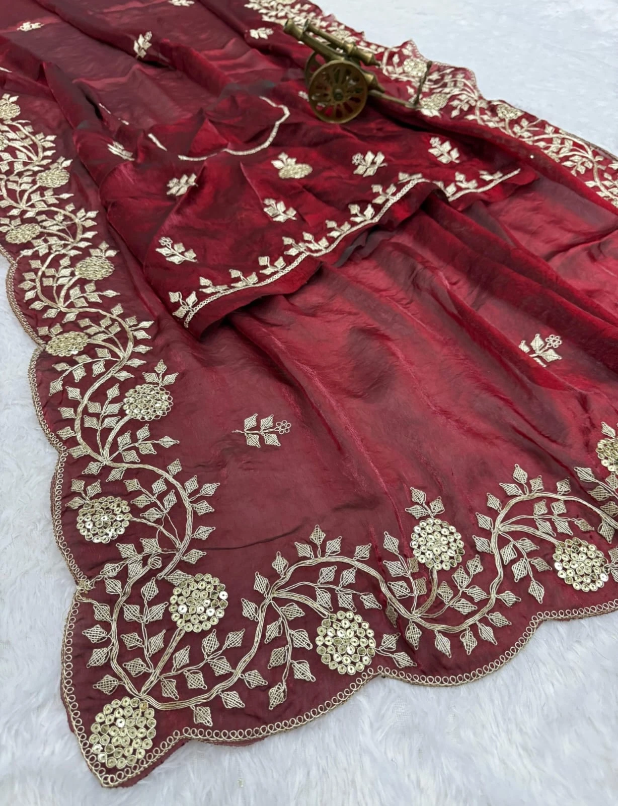 Vt 6083 T Fandy Satin Embroidery Worked Premium Saree Collection - Image 2