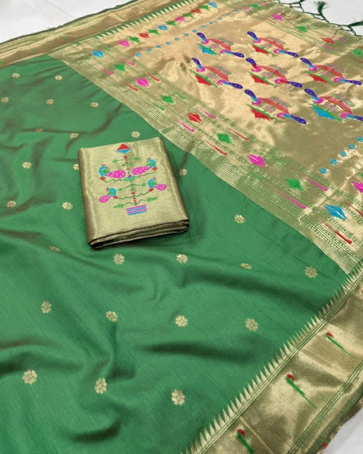 Vt 6084 T Khadi Row Silk Zari Weaving Saree Collection - Image 16