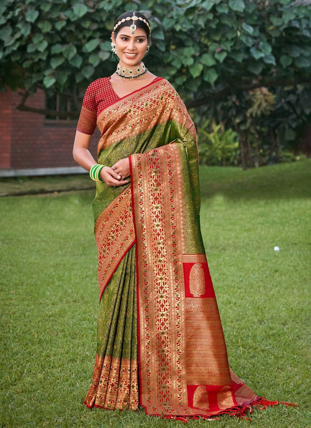 Ast Gauri Vol 2 Banarasi Silk Festival Saree Collection - Image 2
