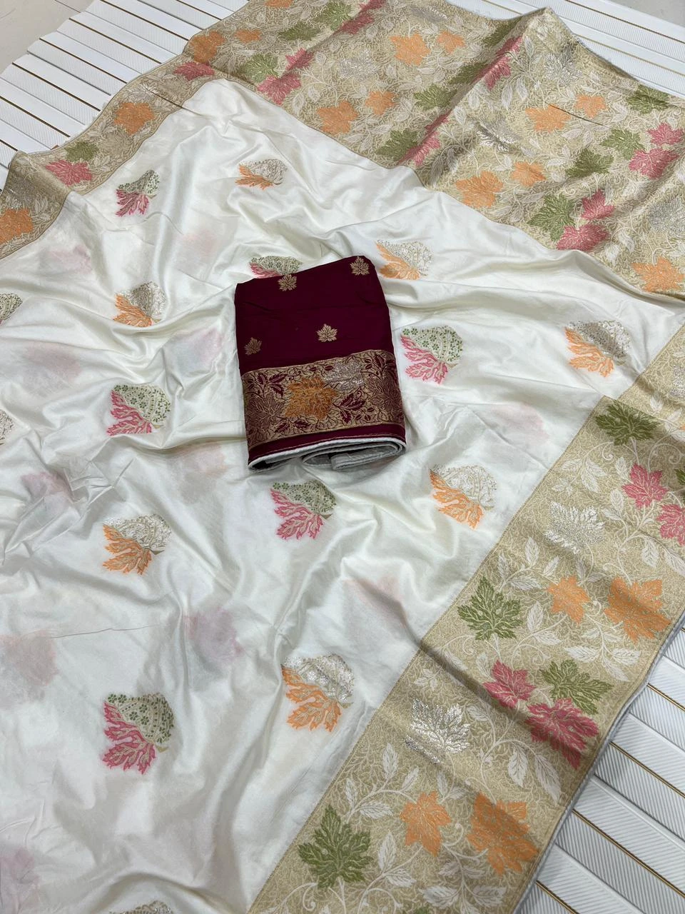 Kc 205 Dola Silk Zari Weaving Saree Collection - Image 4