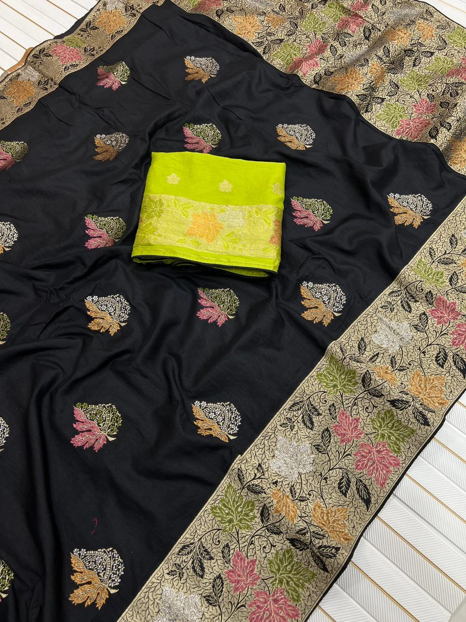 Kc 205 Dola Silk Zari Weaving Saree Collection - Image 5