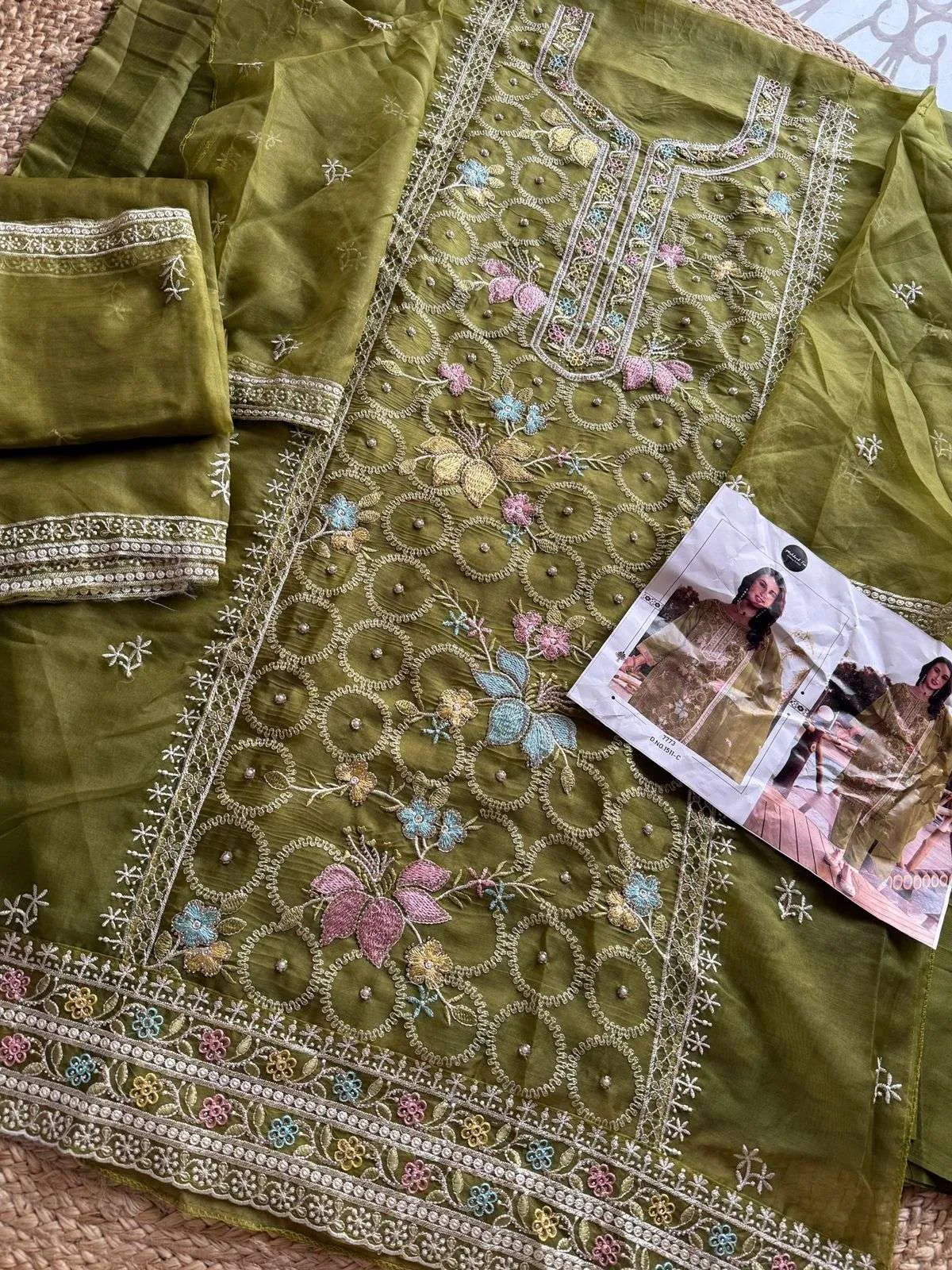 Laxuria Trendz D No 1511 - Image 10