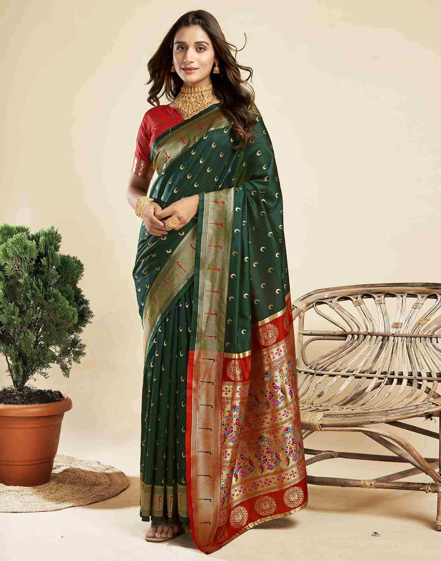 P 206 Silk Woven Work Traditional Wear Saree Collection
