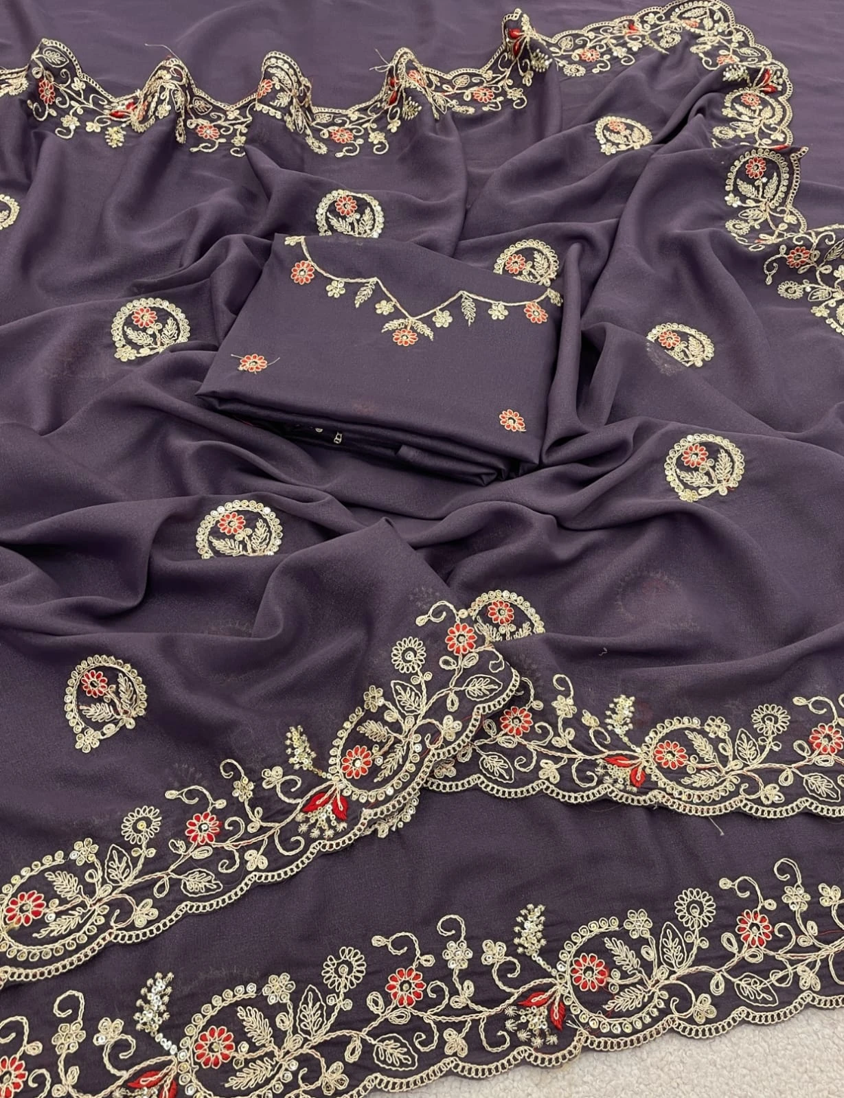 Vt 832 T Georgette Silk with Thread Coding Embroidery Worked Saree Collection - Image 9