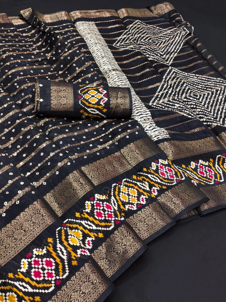 Designer Freehand B D48 Dola Silk with Double Jacquard Border Saree Collection - Image 5