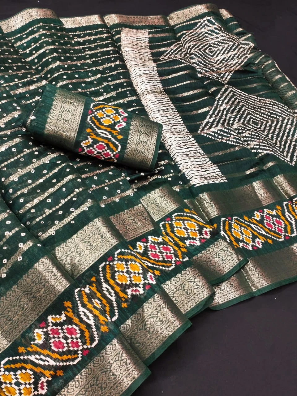 Designer Freehand B D48 Dola Silk with Double Jacquard Border Saree Collection - Image 6