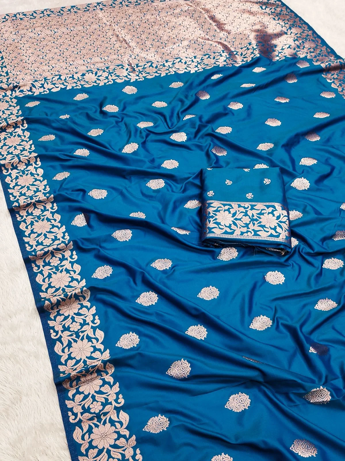 Mb 1133 Banarasi Silk Zari Weaving Festival Saree Collection