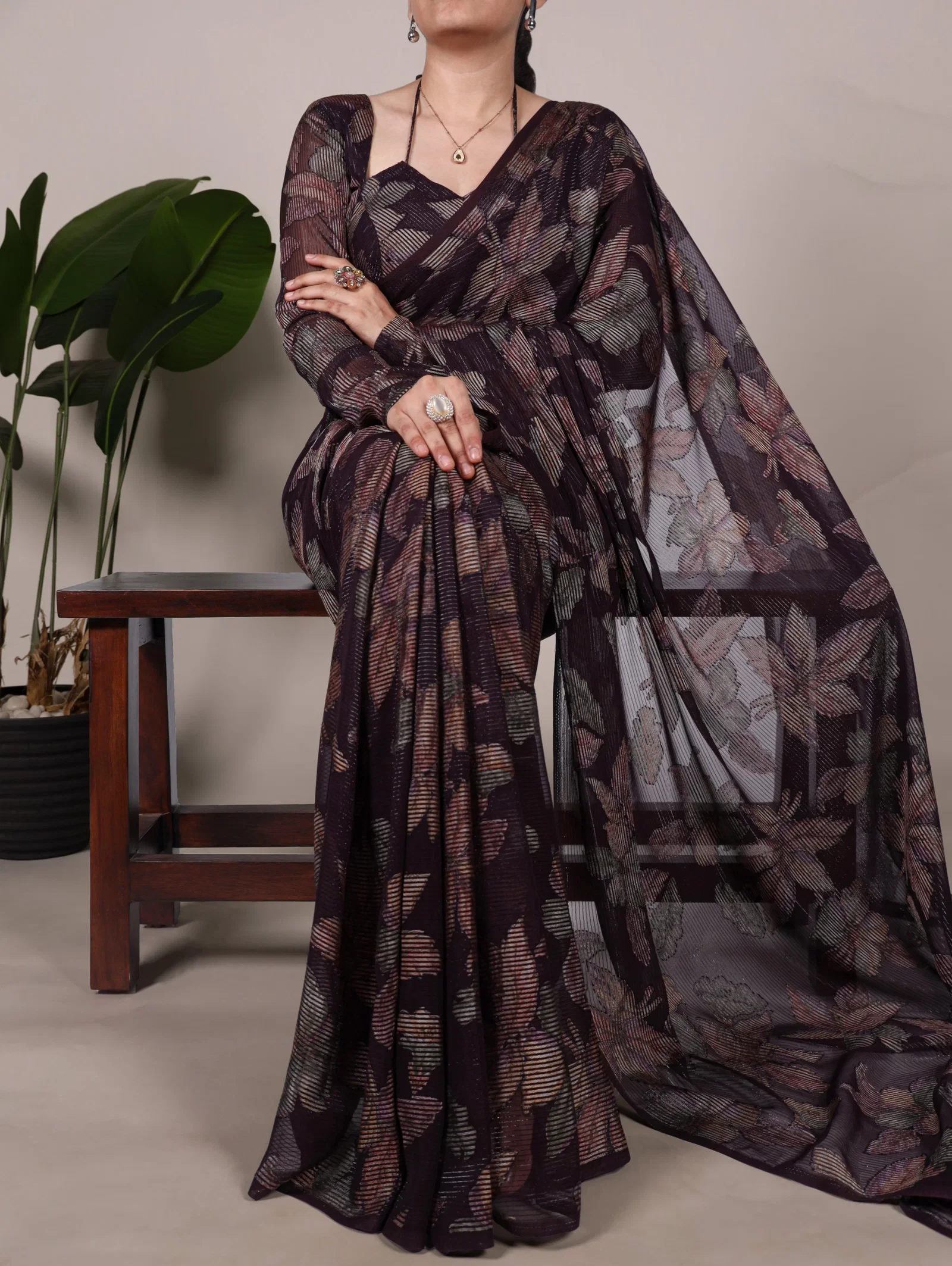 Taraa L 7052 Lurex Brasso Floral Viscose Saree Collection