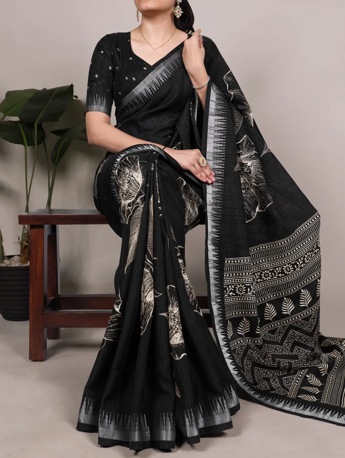 Taraa L 7213 Slub Silk Floral Printed Saree Collection