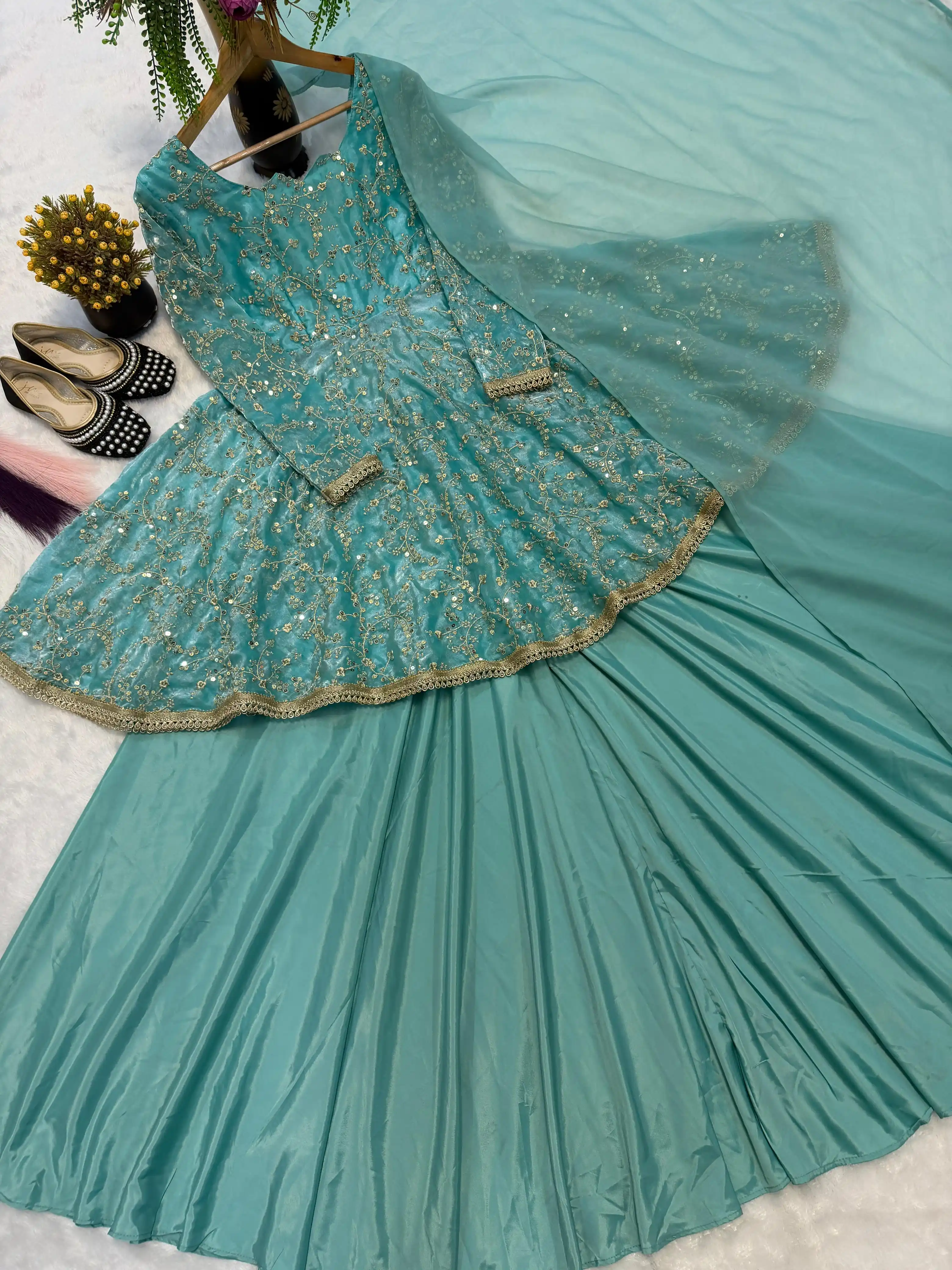 AMRANI Fandy Silk Embroidery Sequence Kediyu Lehenga Set With Dupatta