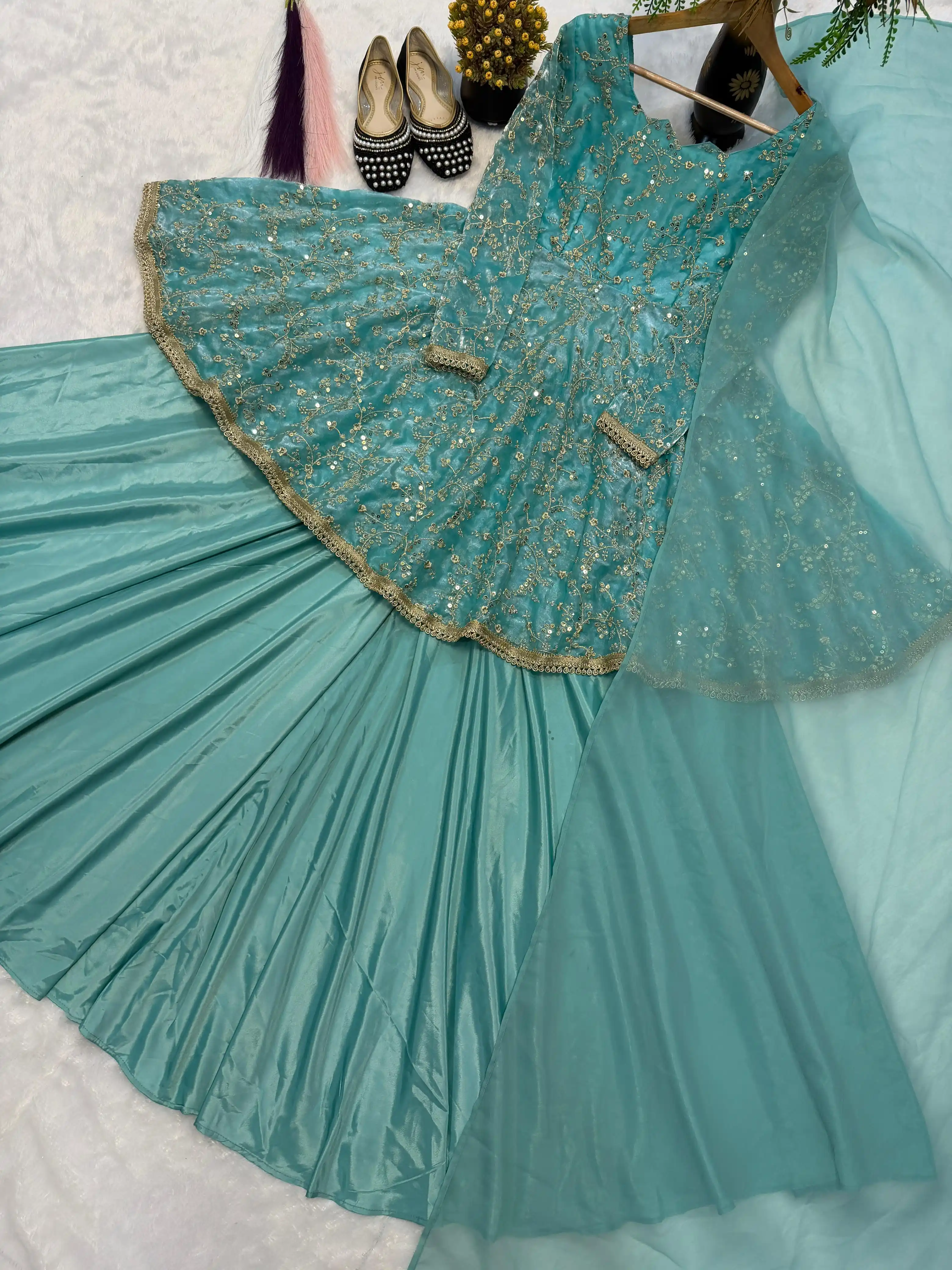 AMRANI Fandy Silk Embroidery Sequence Kediyu Lehenga Set With Dupatta