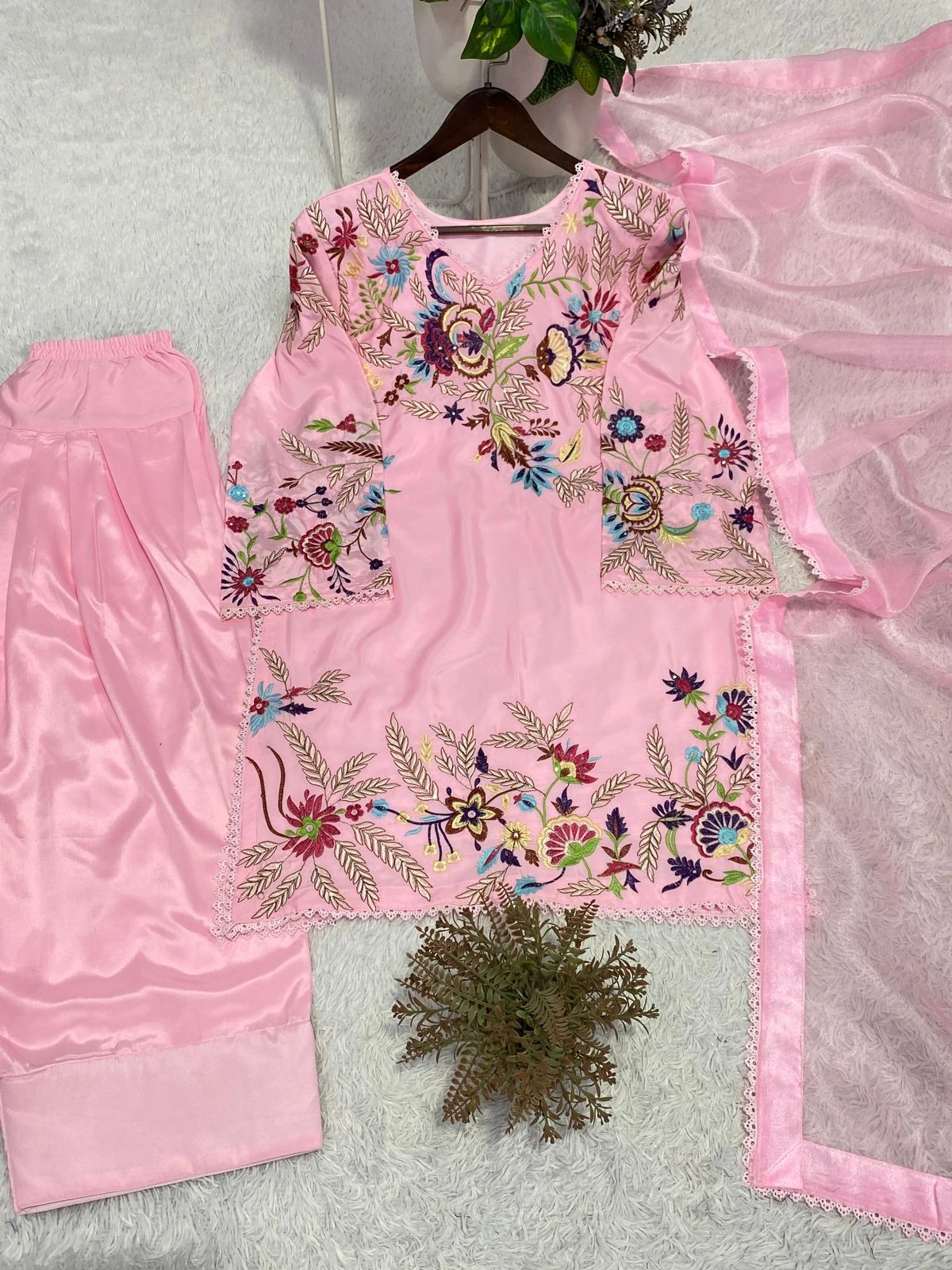 Designer Embroidered Farsi Salwaar Suit With Dupatta