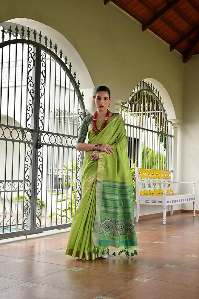 Jf 3210 Khadi Raw Silk Zari Woven Traditional Saree Collection