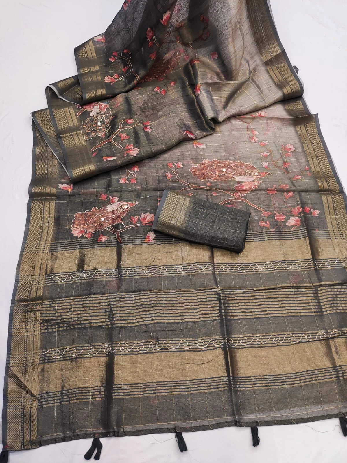 Kashvi Rishika Vol 1 Khadi Checks Digital Printed Saree