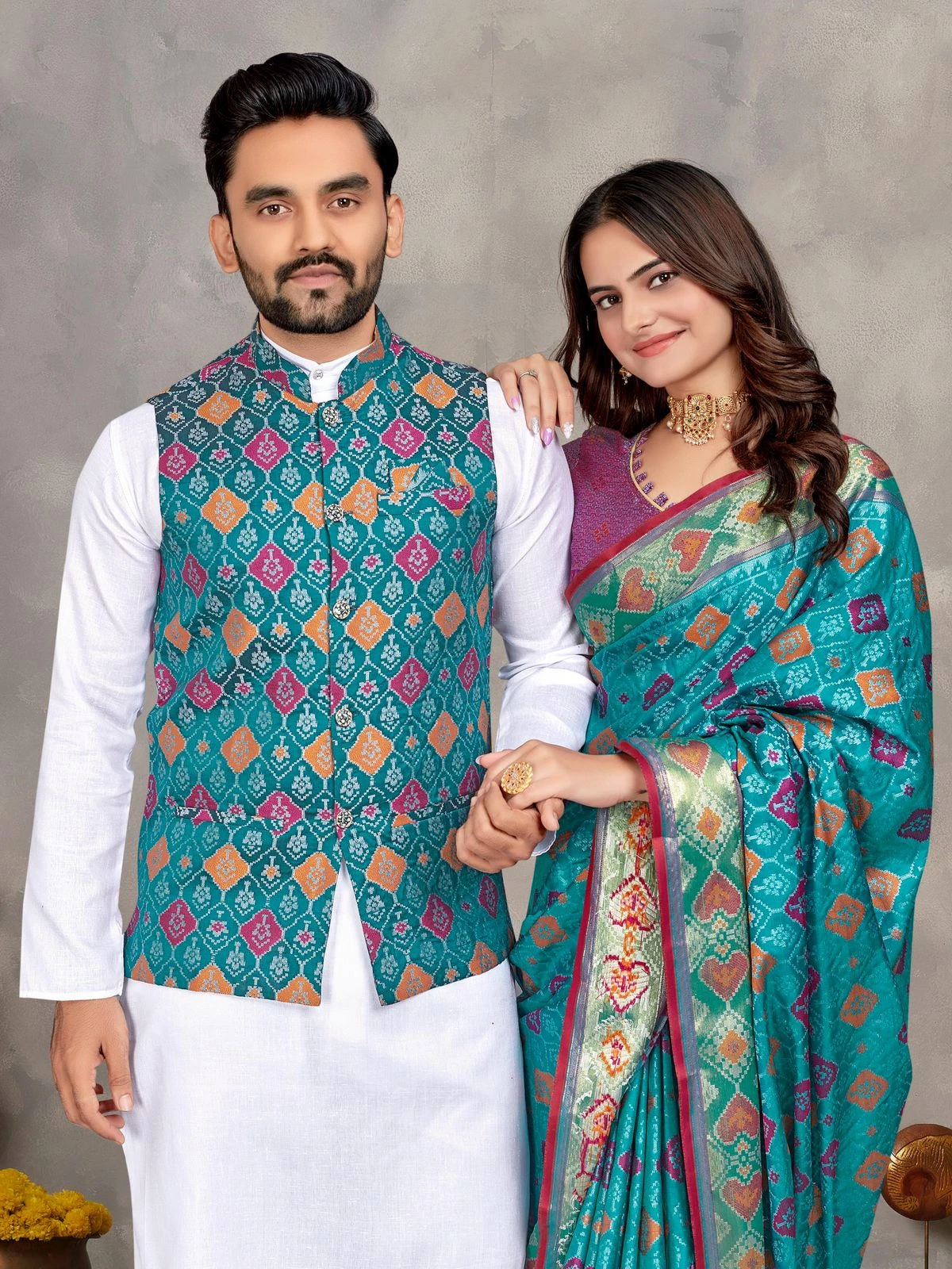 MOH-MAYA-1 Couple Combo Kurta Koti And Saree