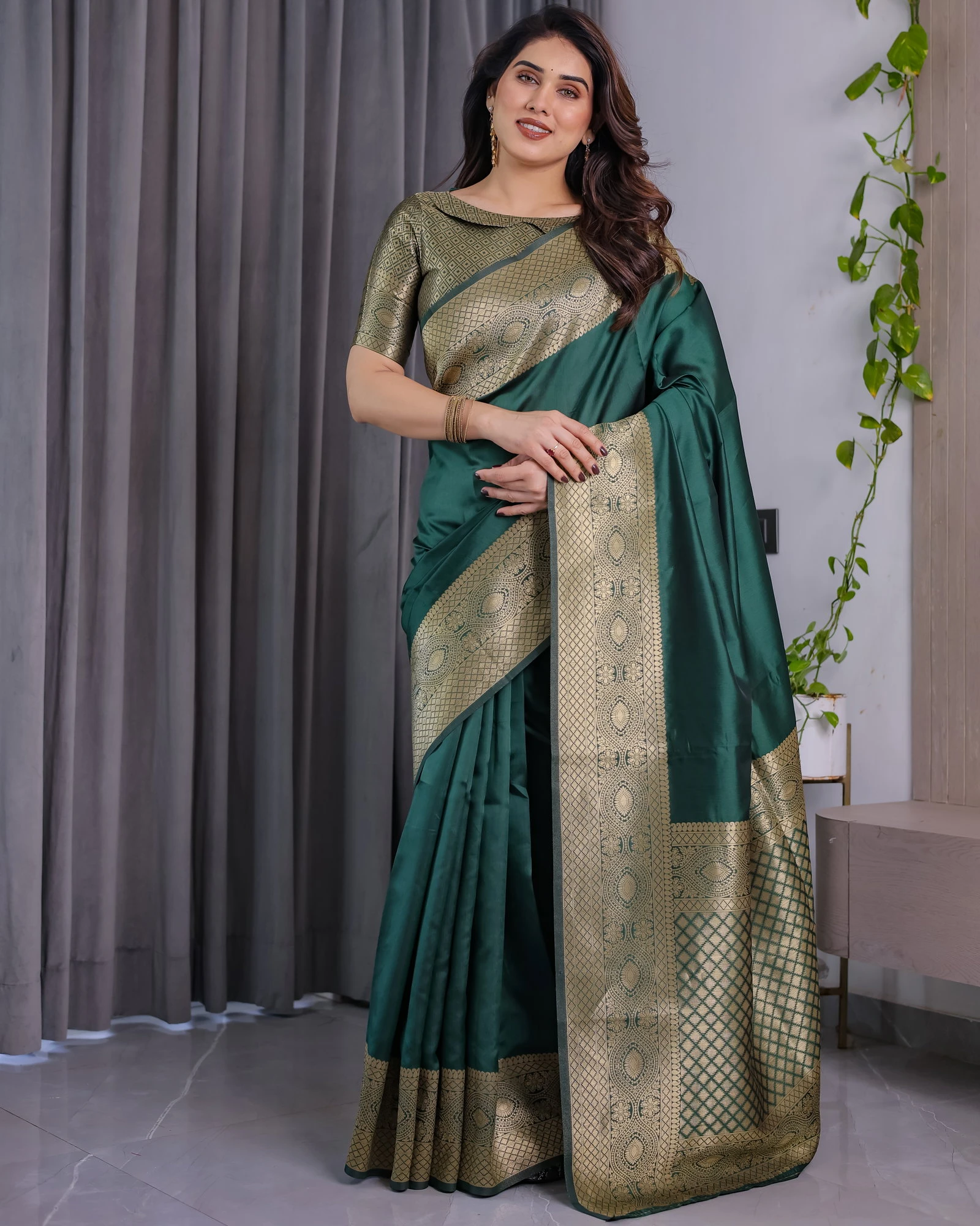 Sh Jcq 01 Soft Lichi Silk Jacquard Worked Saree Collection