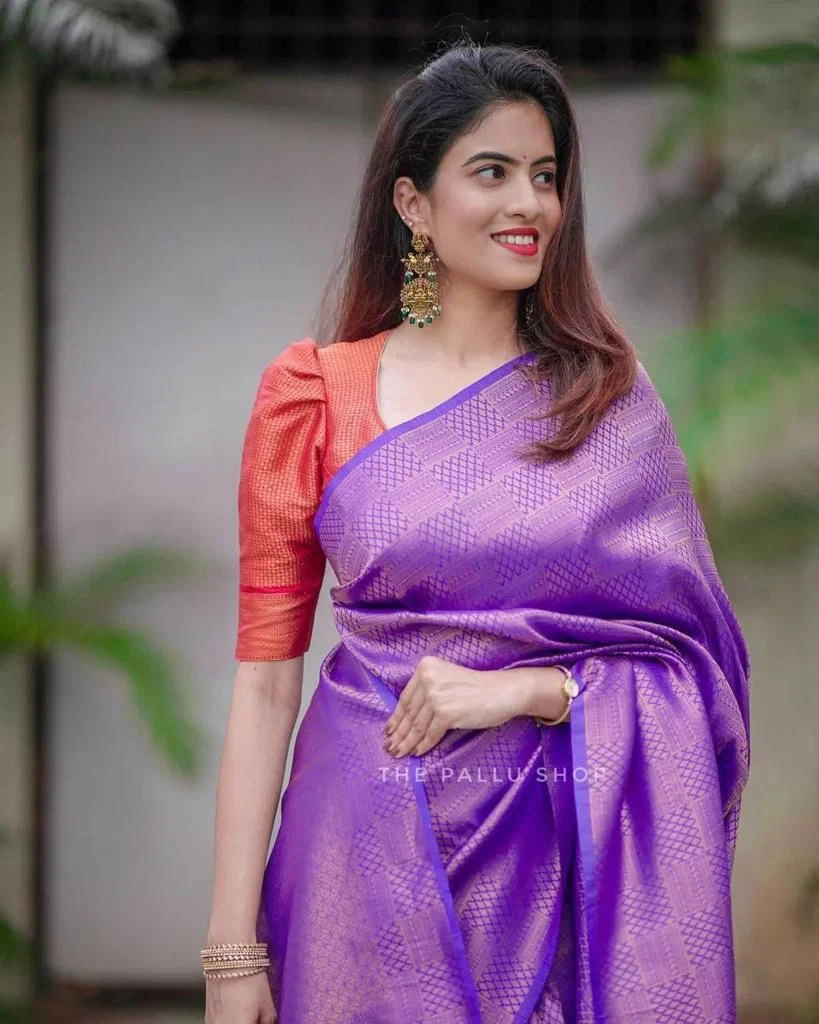 Soft Silk 4099 Lichi Silk with Jacquard Work Saree