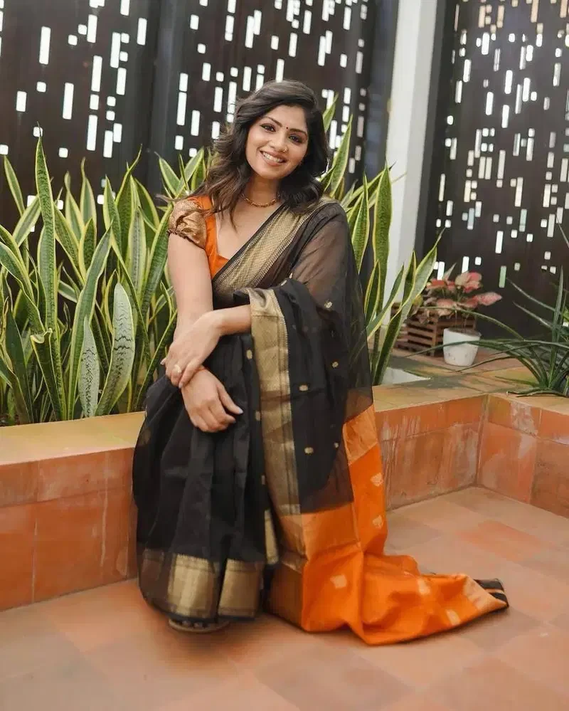 Soft Silk 5060 Linen Slub Weaving Saree Collection