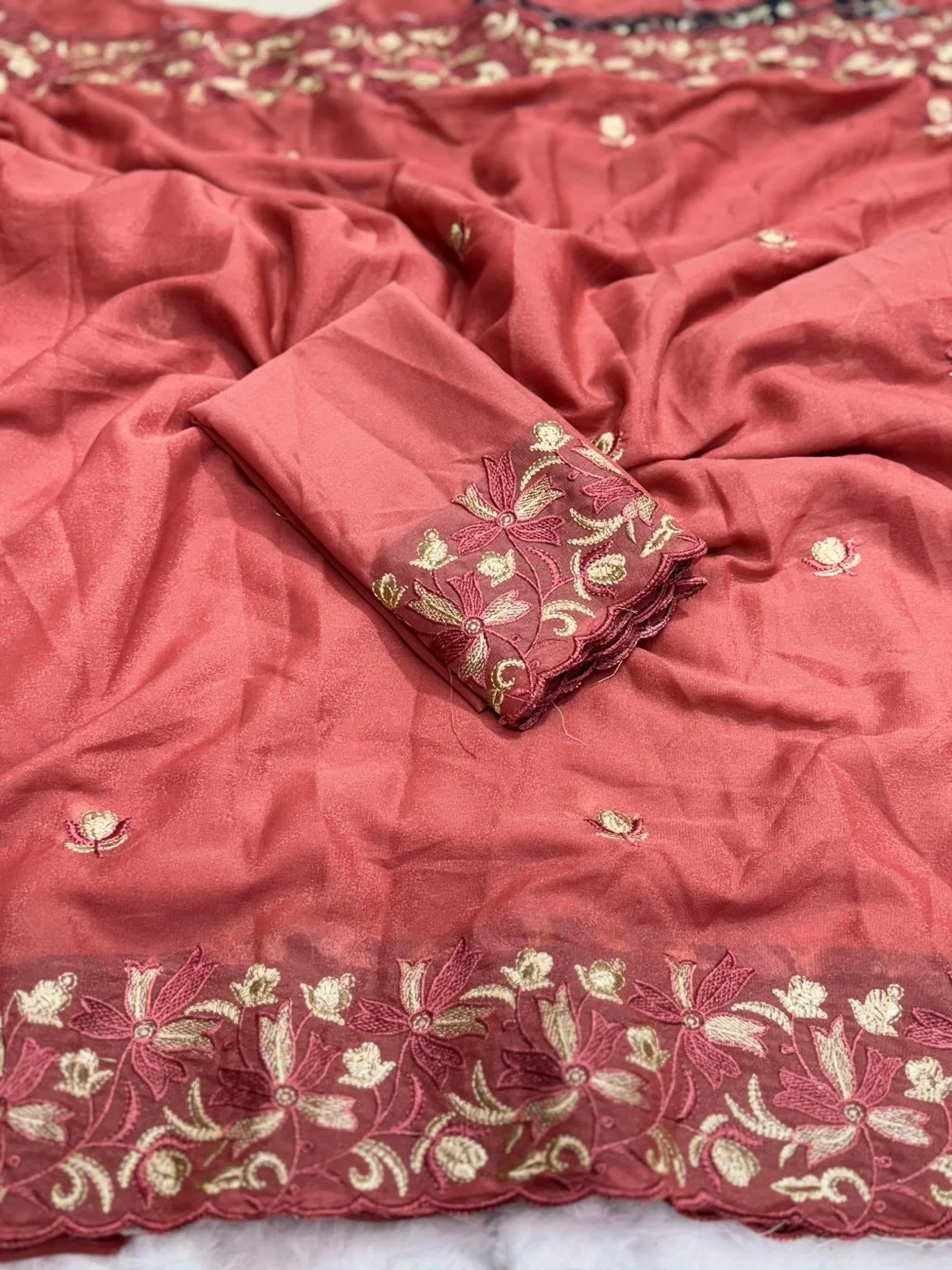Star Floral Ah Star Georgette Embroidered Saree Collection