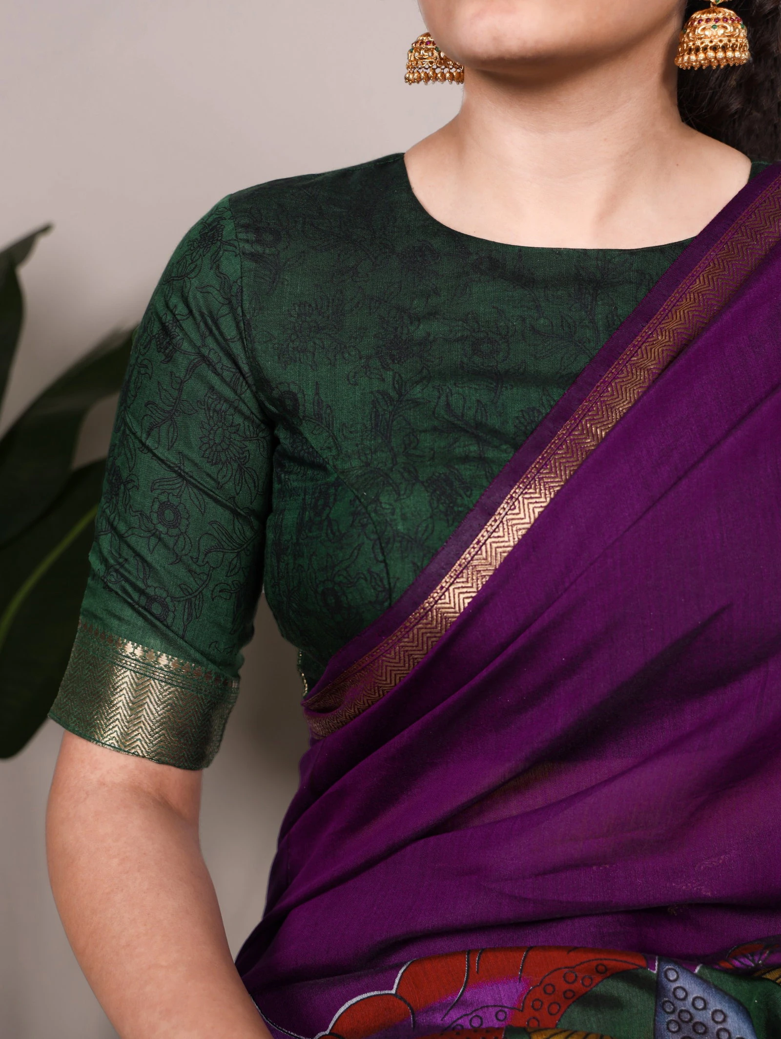 Taraa L 7036 Polyester Viscose Chanderi Floral Printed Saree Collection