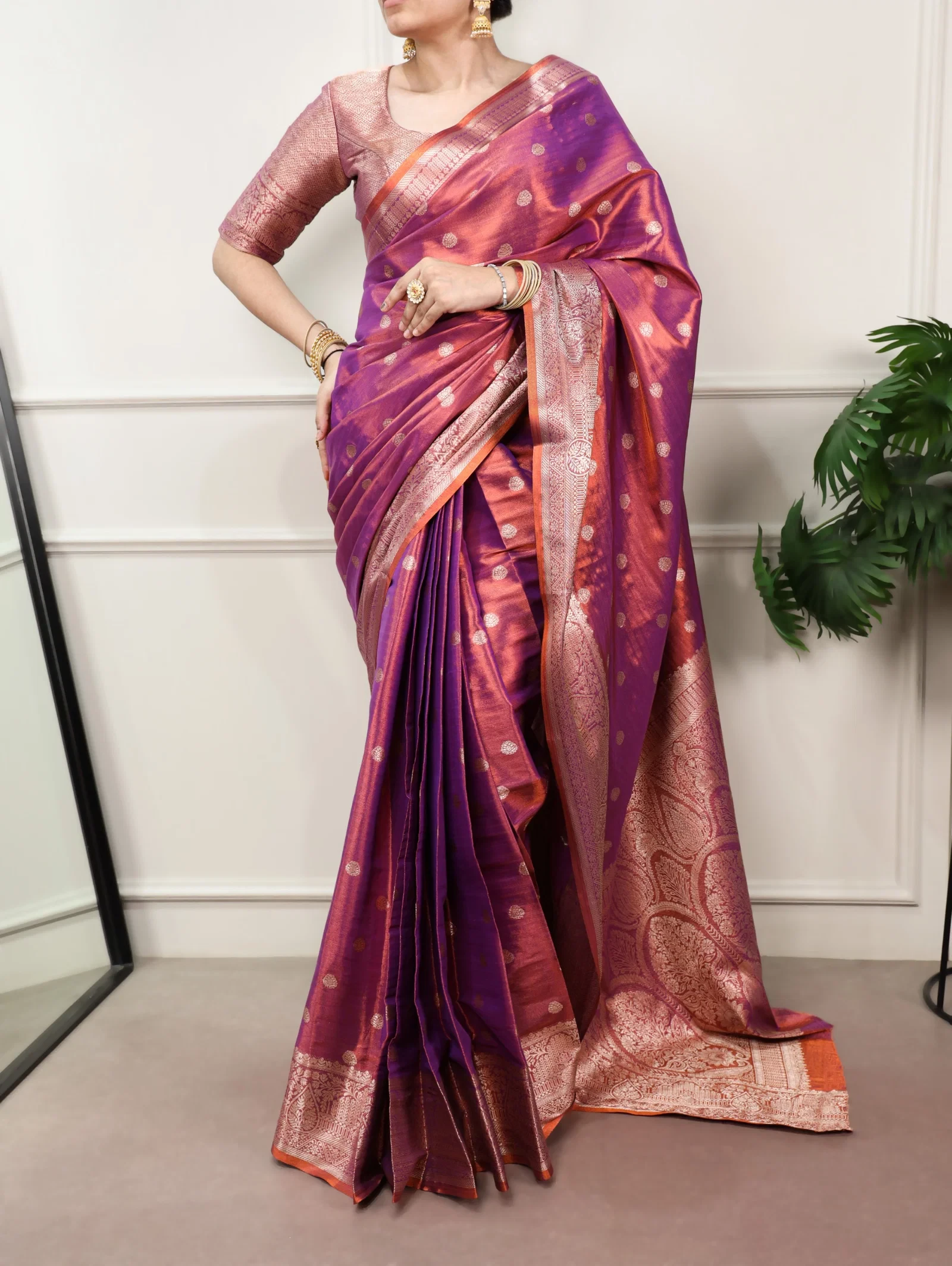 Taraa L 8003 Kasavu Zari Weaving Traditional Saree Collection