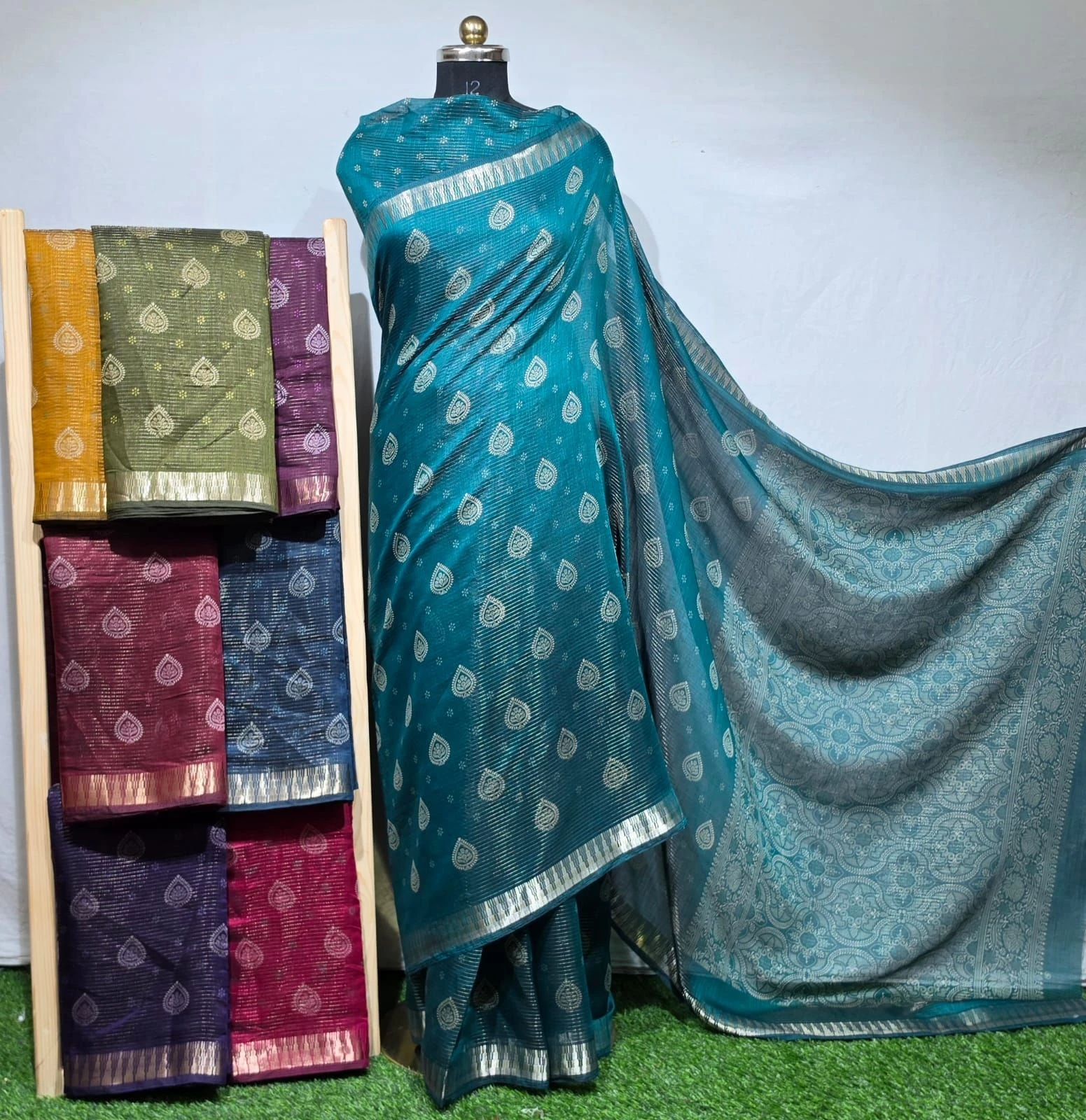 Wholesale Black Cotton Saree Jari Stitching Weaving Border