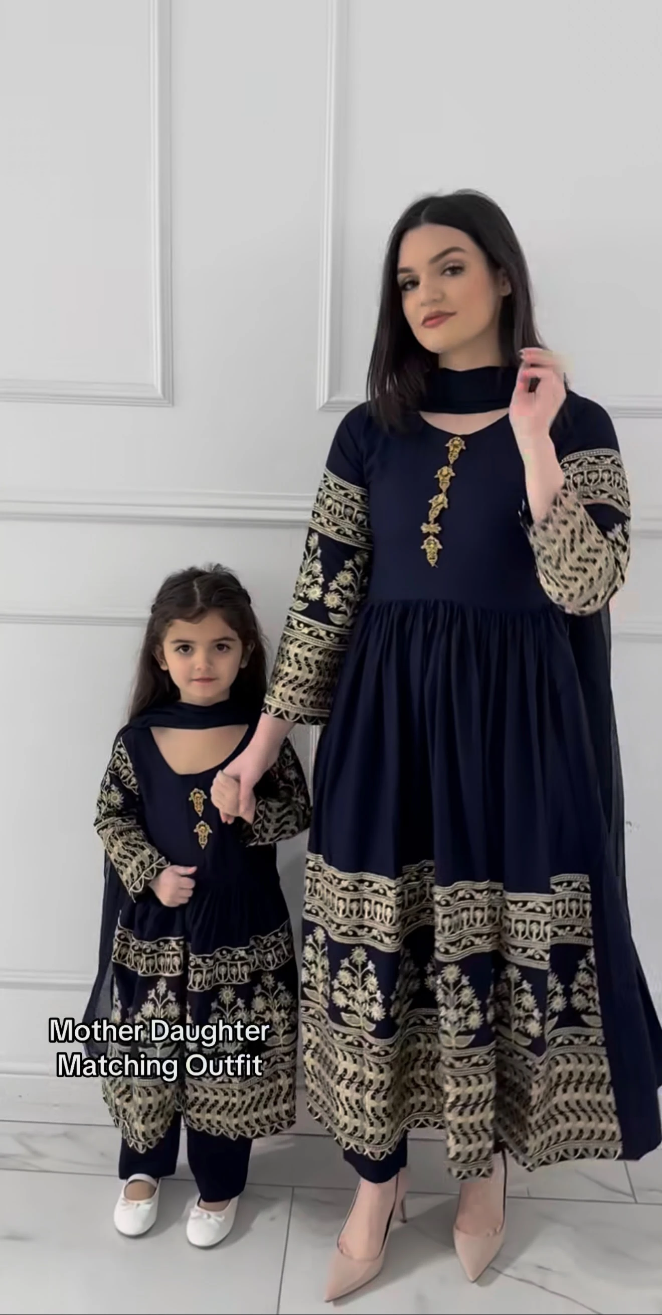 MF-524 Mom-Daughter Combo Heavy Faux Georgette Gown Pant & Dupatta Set