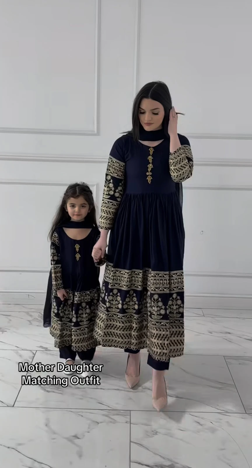 MF-524 Mom-Daughter Combo Heavy Faux Georgette Gown Pant & Dupatta Set