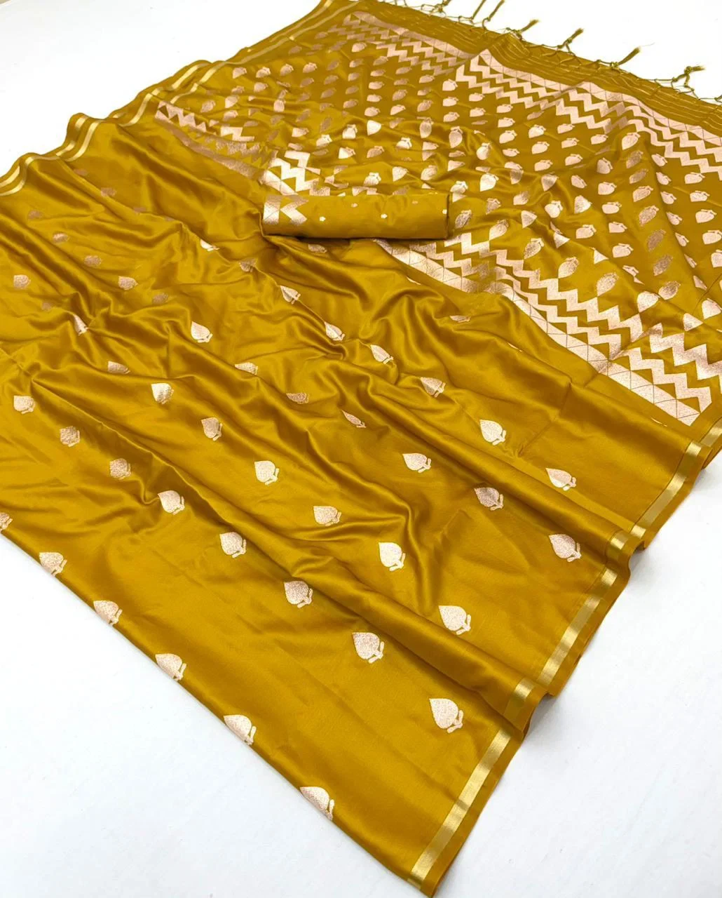 Rajtex Kanthkala Emrald Satin Weaving Saree Collection