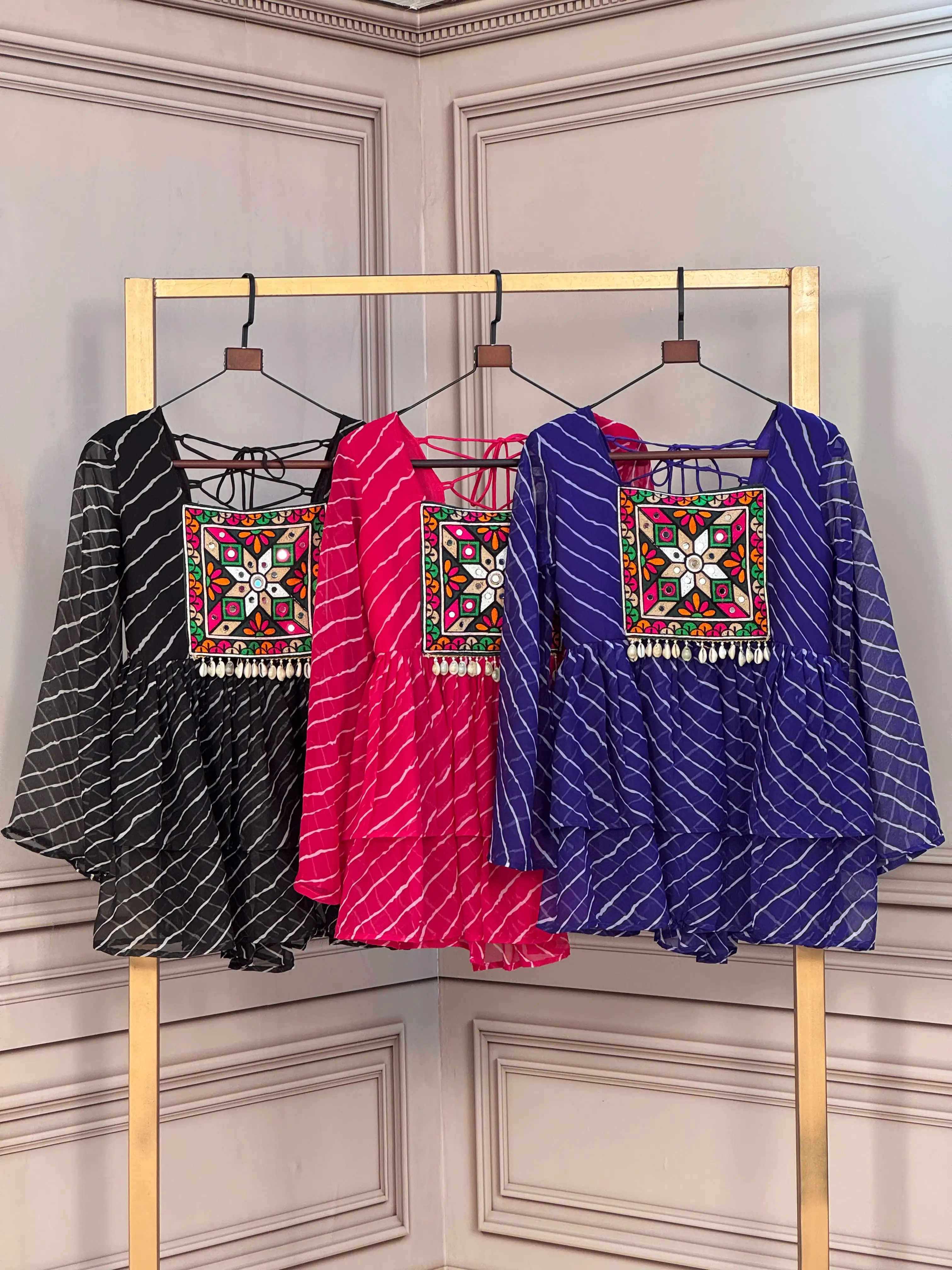 Navratri Laheriya Print Kutchi Gamthi Patchwork Top KA-5074