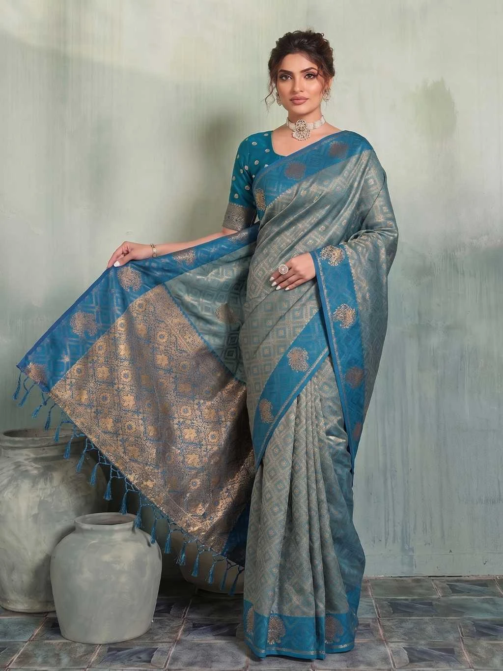 Astita Madras Handloom Silk 4
