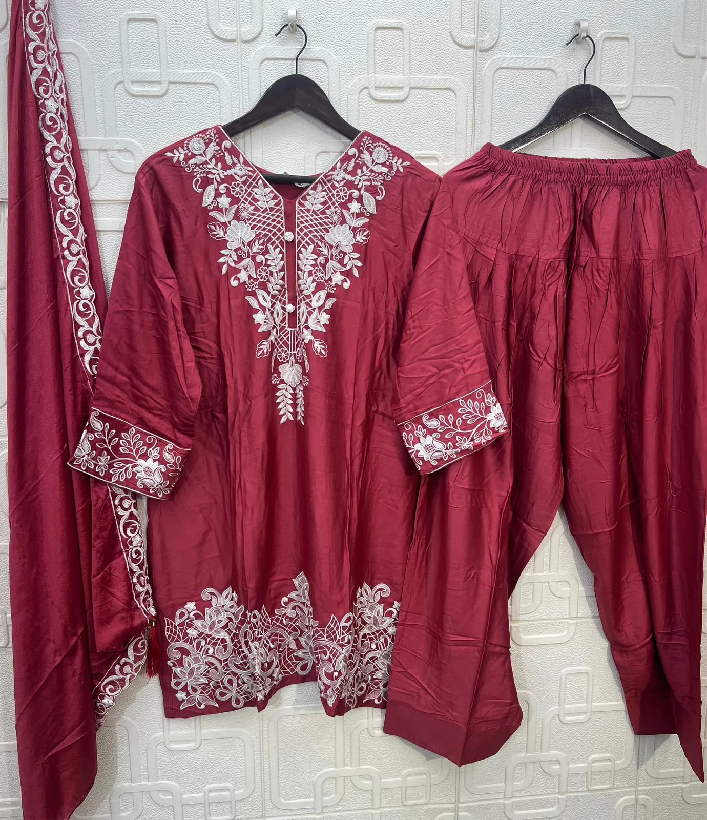 Elan Studio Gajji Silk Embroidered Pakistani Salwar Suits Collection 10