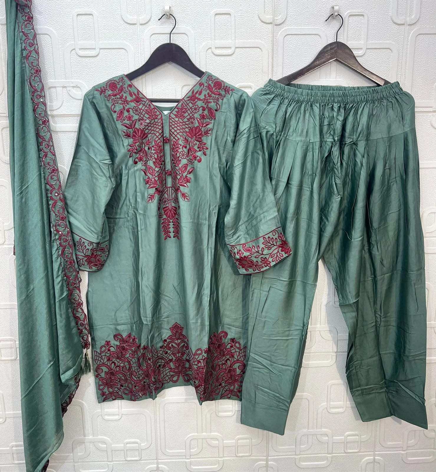 Elan Studio Gajji Silk Embroidered Pakistani Salwar Suits Collection 4