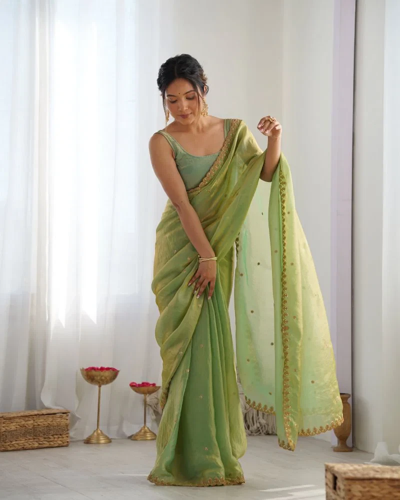 Em 22 Tissue Silk Embellished Sequinned Designer Saree 4