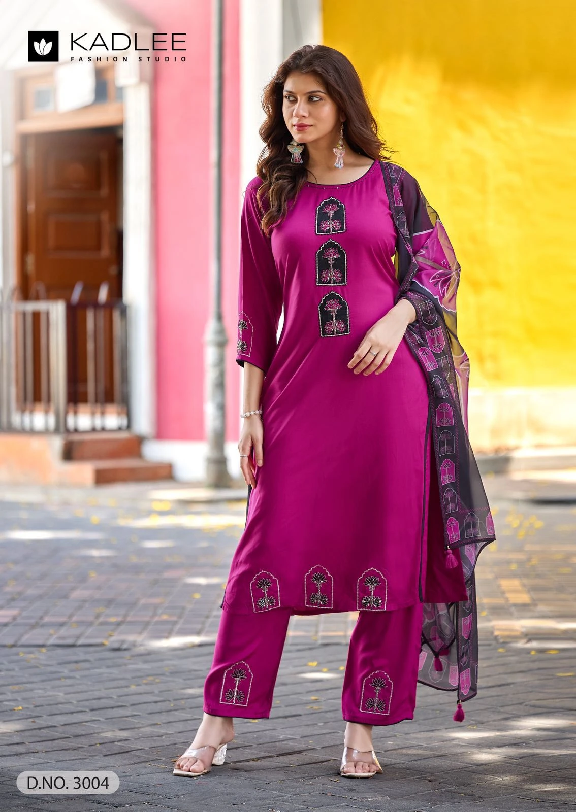 kadlee Gulmohar Rayon Handwork Kurti with organza print dupatta collection 5