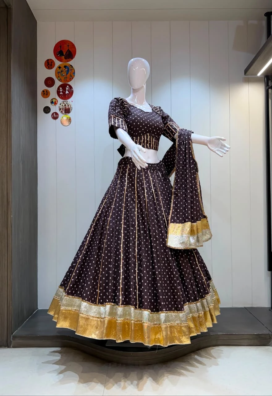 Kasuti Bandhni Pure Cambric Cotton Lehenga Choli With Heavy Lampi Border 6