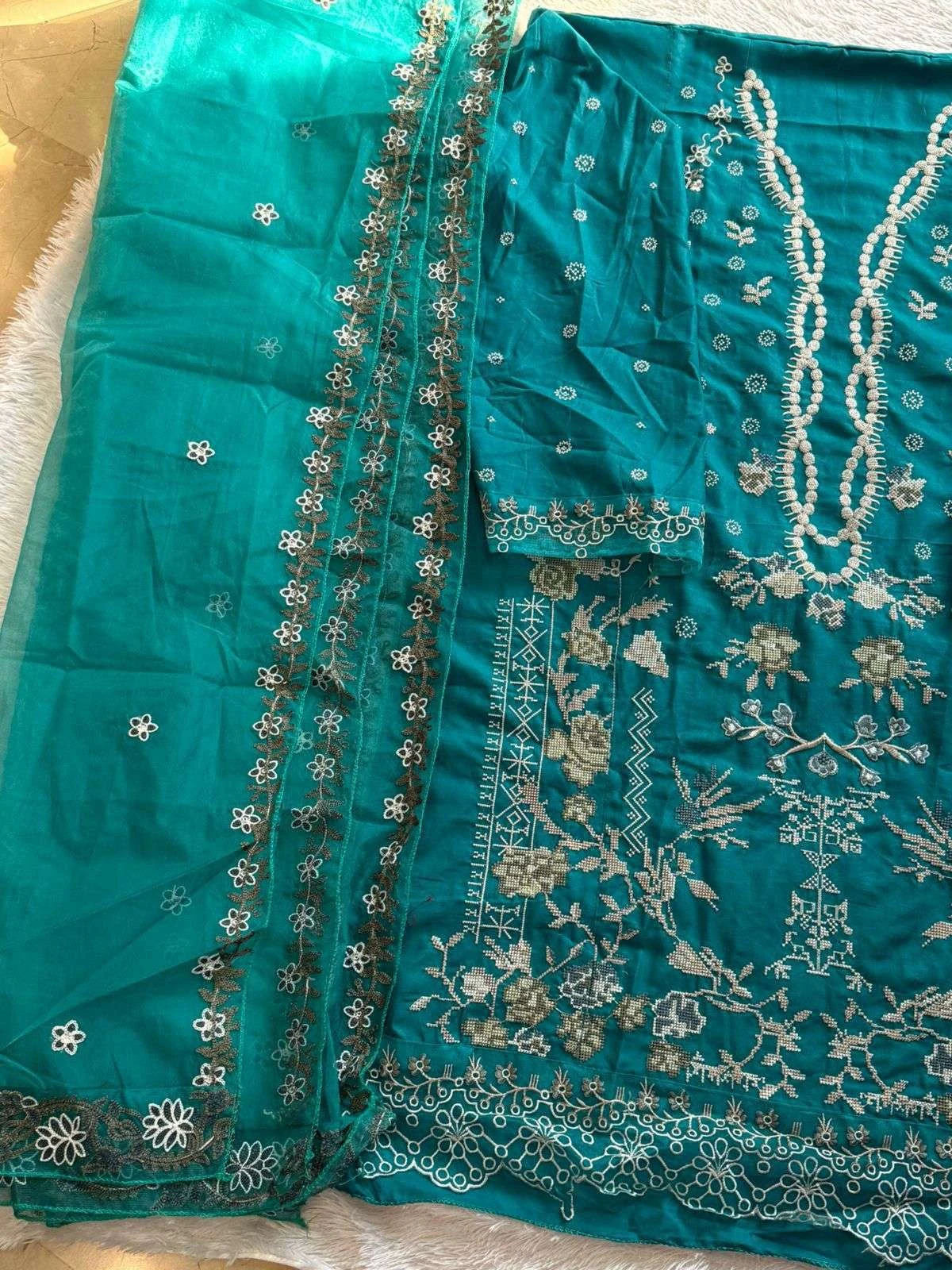 Mehboob Tex Design No - 1773-1774 5