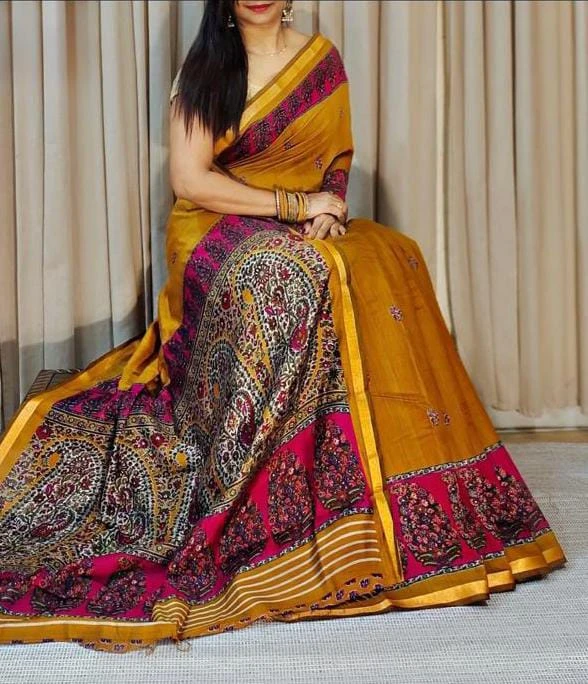 Meraki Vol 17 Mul Cotton Gold Zari Border Saree Collection 6
