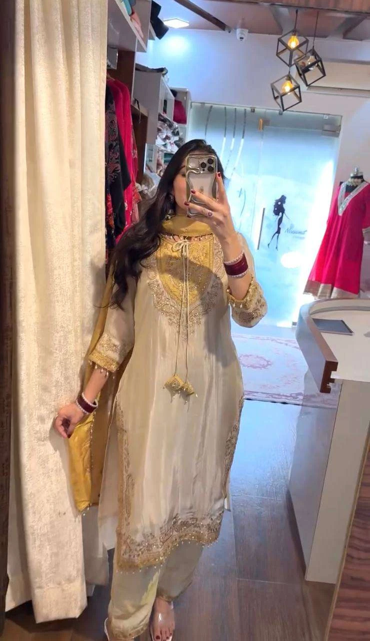SRK 5371 - Readymade Dress 2